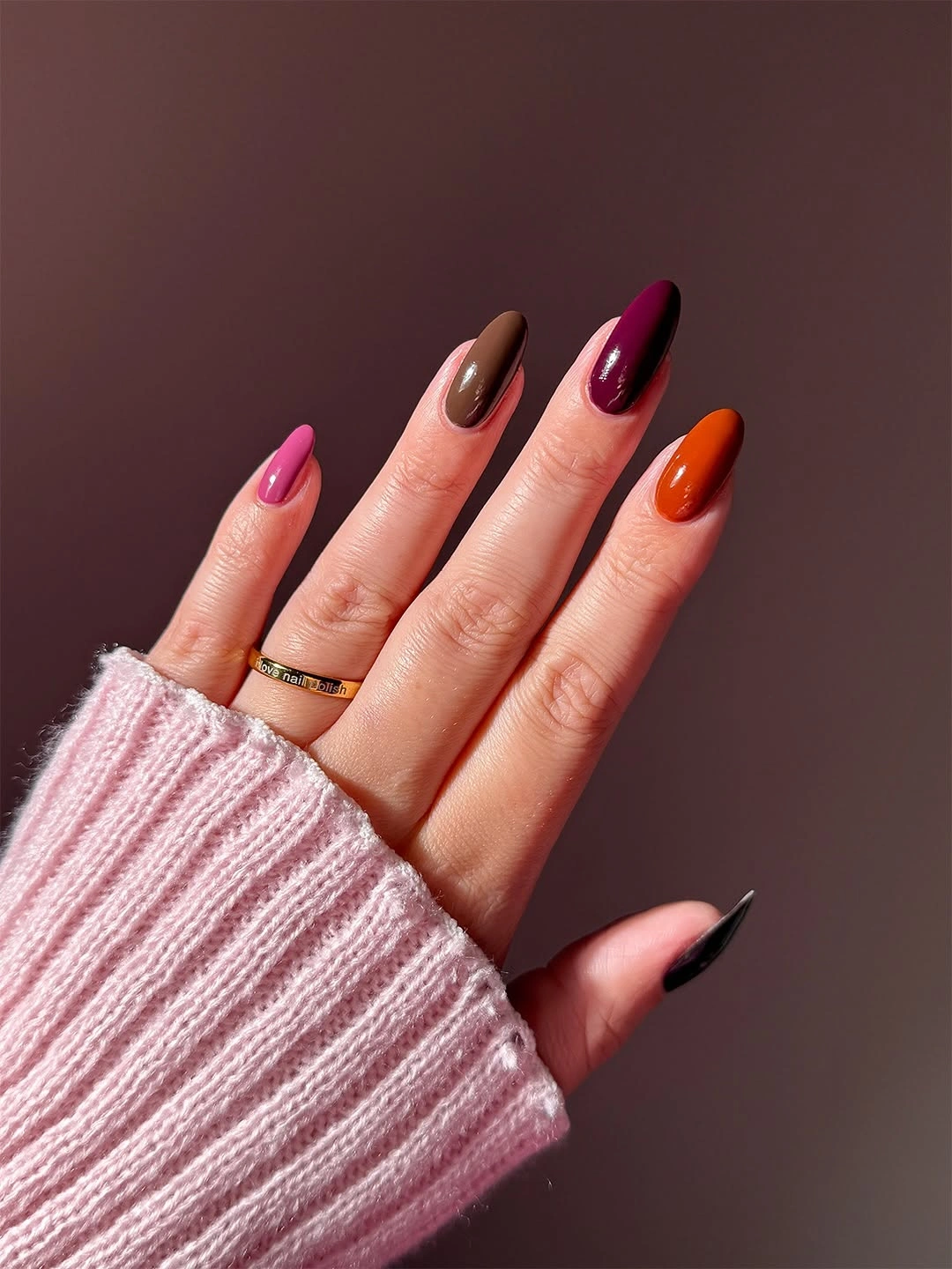 stylish fall acrylic nails 2026 Moody Autumn Color Palette on Almond Nails