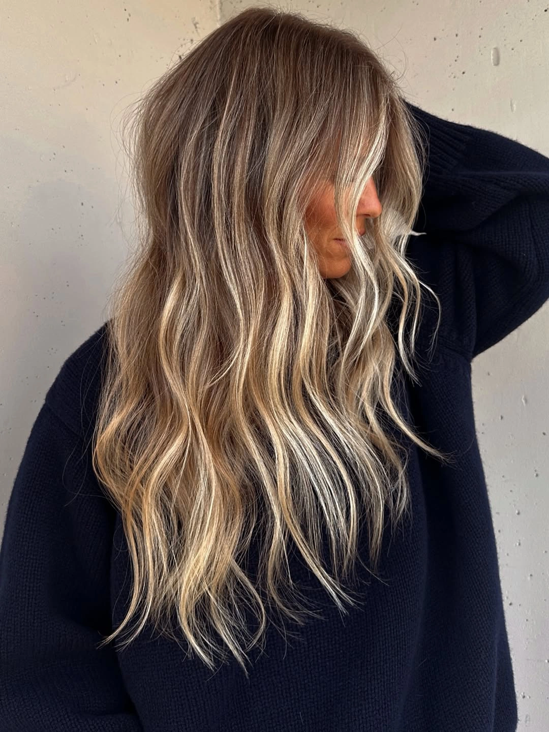 stylish hair lowlights: color ideas and inspiration Smoky Mushroom Blonde With Lived-In Dimension