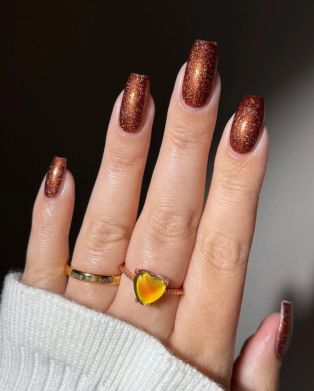 trendy fall nail designs for all skin tones 2026 Bronze Sparkle Nails That Glow Like Autumn Sunlight