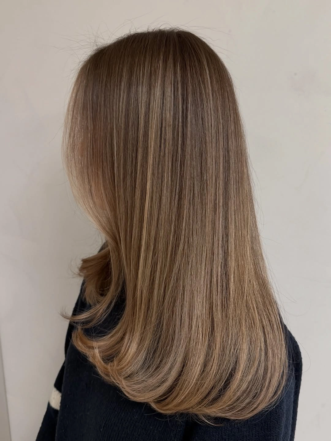 trendy full head babylights blonde on brown hair Silky Beige Layers With Invisible Blending