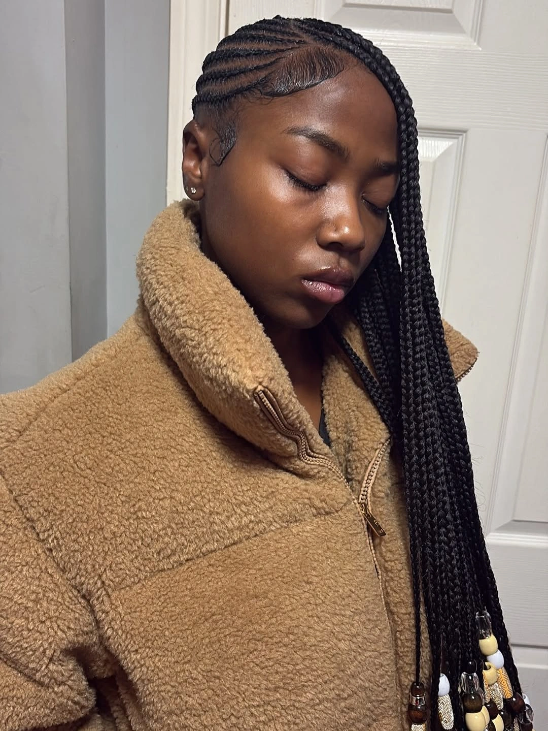 trendy lemonade braid hairstyle Classic Side-Swept Lemonade Braids With Statement Length