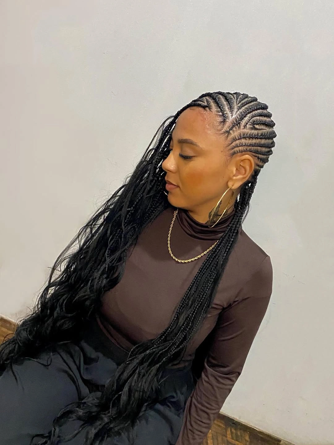 trendy lemonade braid hairstyle Elegant Extra Long Waves With Modern Finish