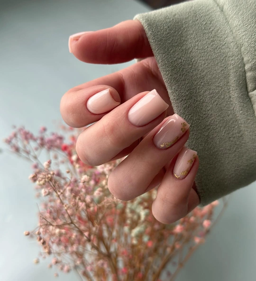 beautiful fall nails for fair skin tones 2026 Blush Nude with Delicate Gold Foil