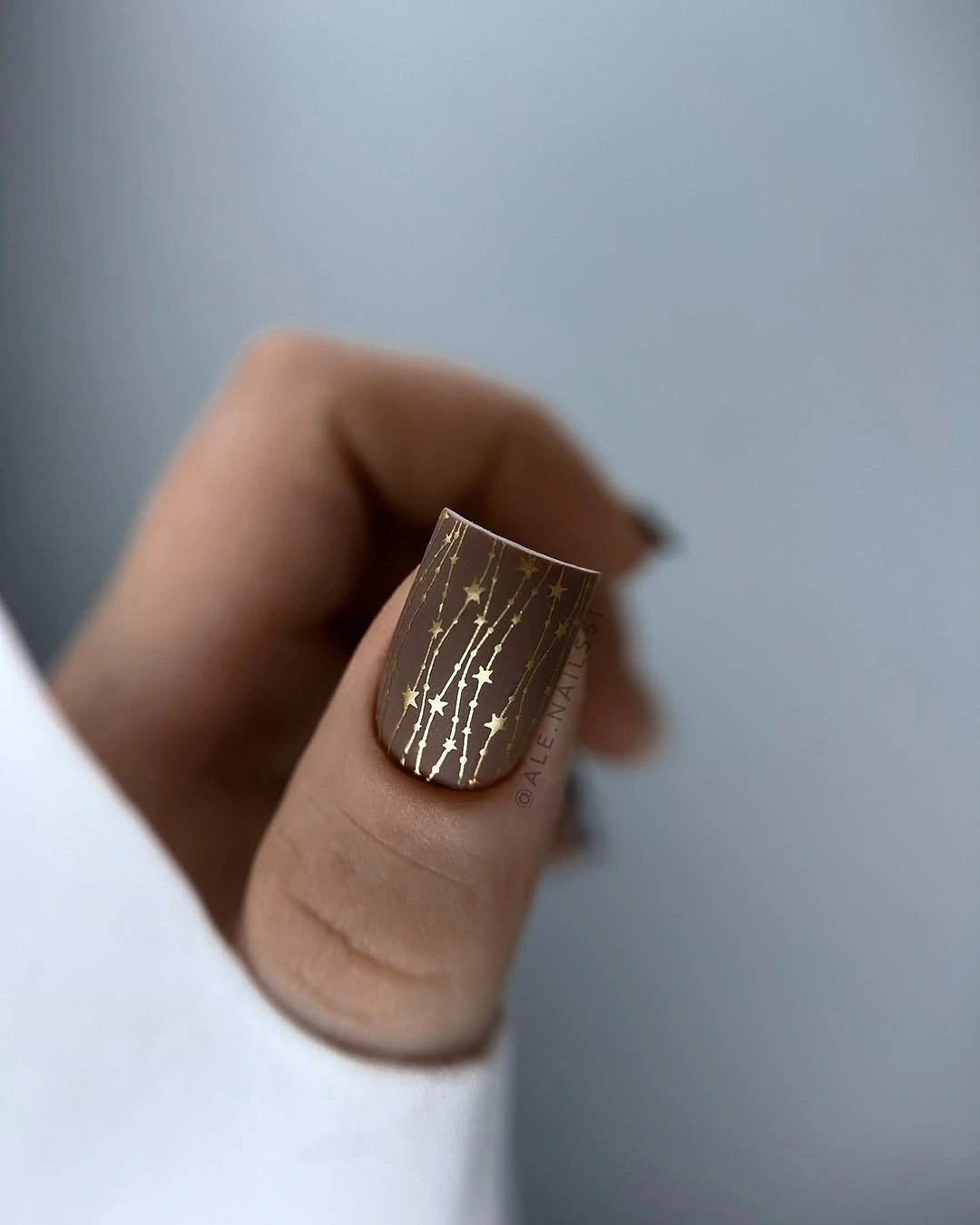 beautiful fall square nails 2026 Brown Square Nails With Golden Stars