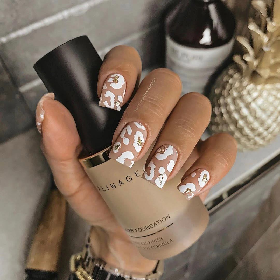 beautiful fall square nails 2026 Nude and White Leopard Square Nails