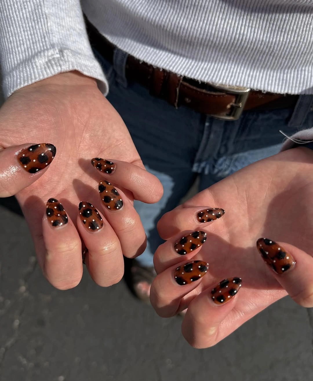 chic autumn nails color Glossy Tortoiseshell With Soft Orange Warmth