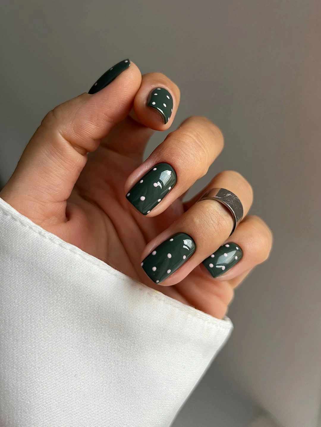 creative fall nail inspiration 2026 Forest Green Polka Dot Nails for an Easy Autumn Refresh