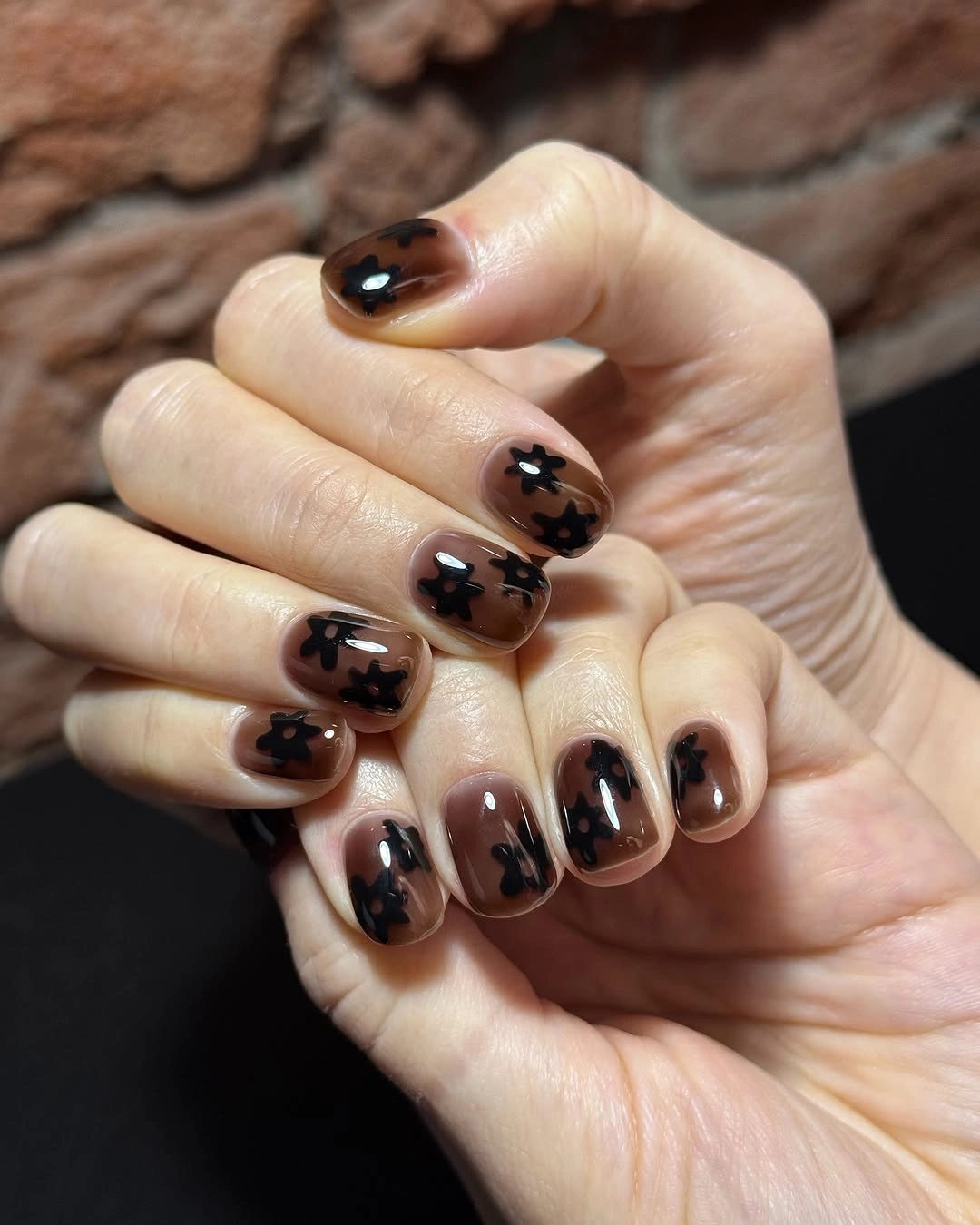 creative fall nail inspiration 2026 Mocha Floral Short Nails