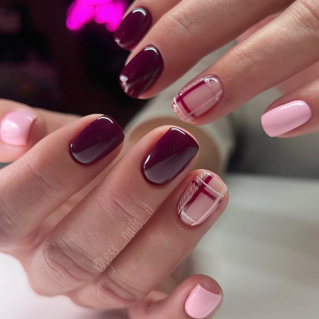 cute simple fall short nails Burgundy And Pink Short Nails With Fine-Line Art