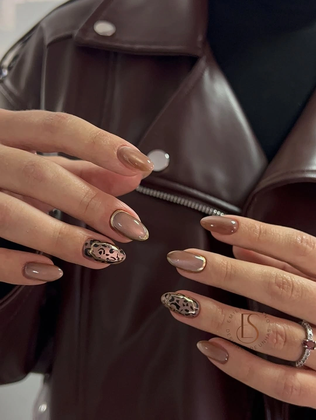 flattering fall nails for olive skin tone 2026 Cocoa Chrome and Leopard Accents