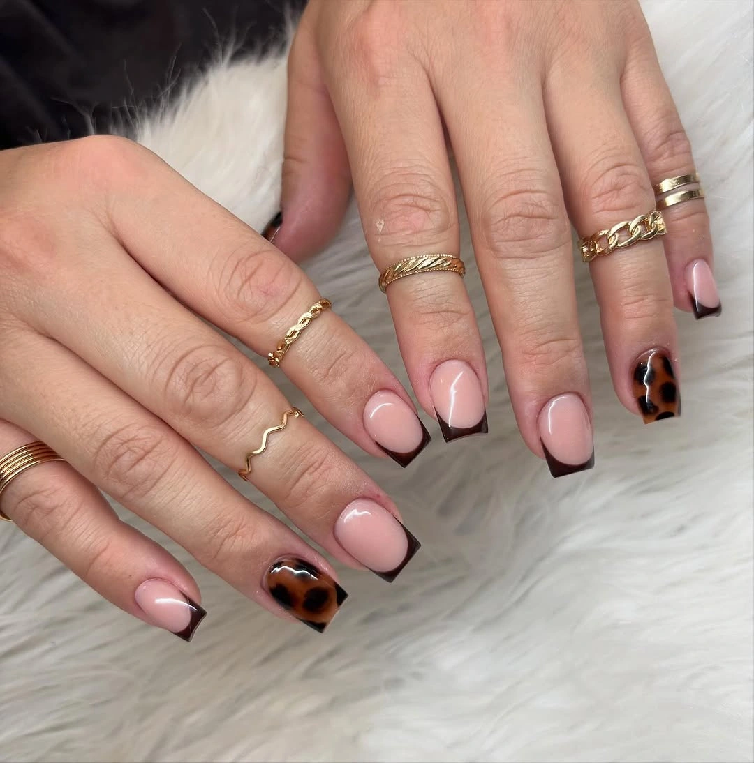 gorgeous fall short coffin nails designs Brown French Tips With Tortoiseshell Accents