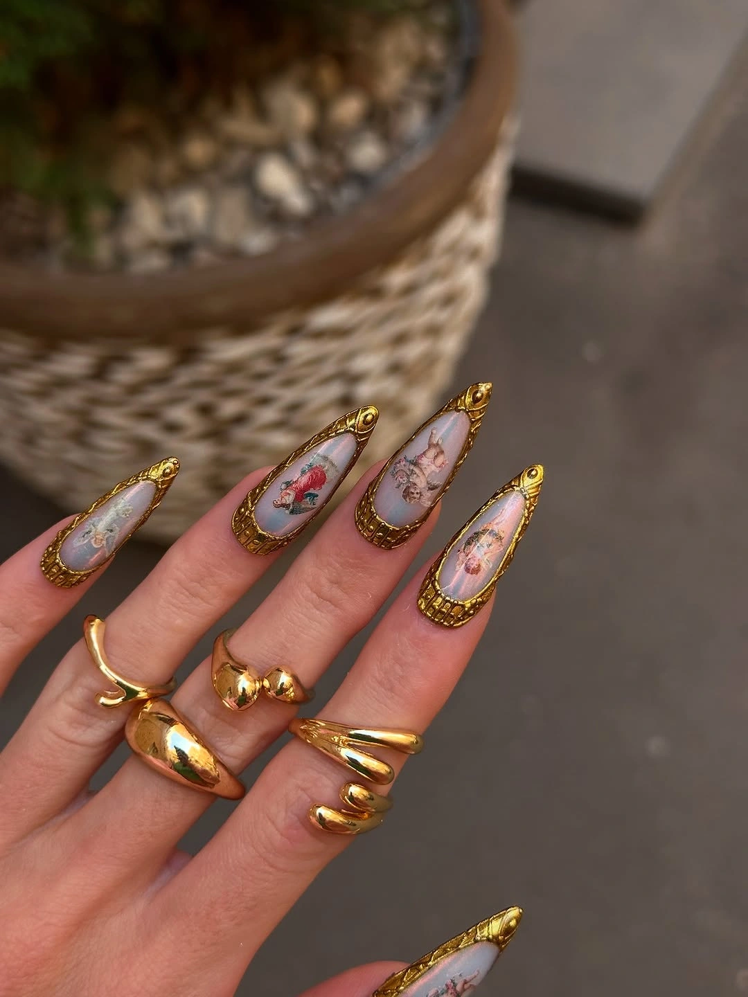 gorgeous fall trendy nails 2026 Vintage Gold Nail Art With Tiny Romantic Details