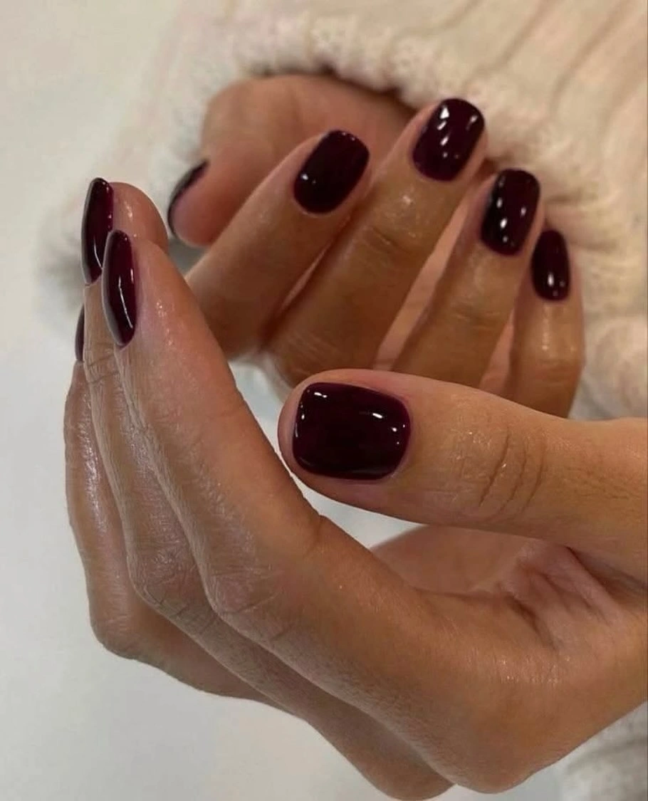 gorgeous october nail colours 2026 Glossy Burgundy For an Effortless October Mood