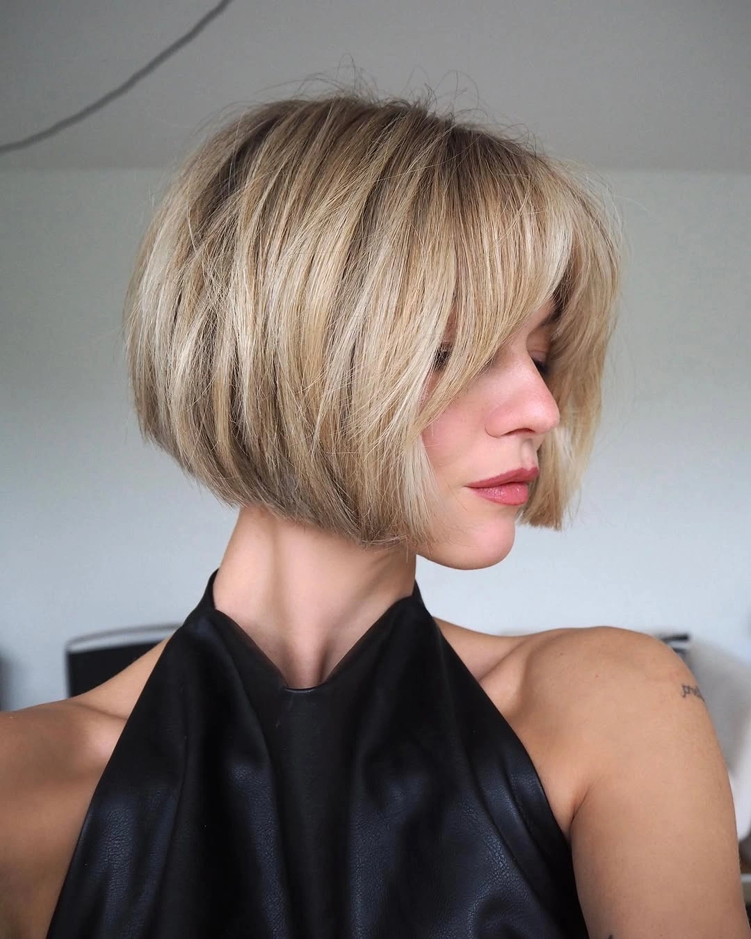 layered bob hair textured Blonde bob with feathered layers