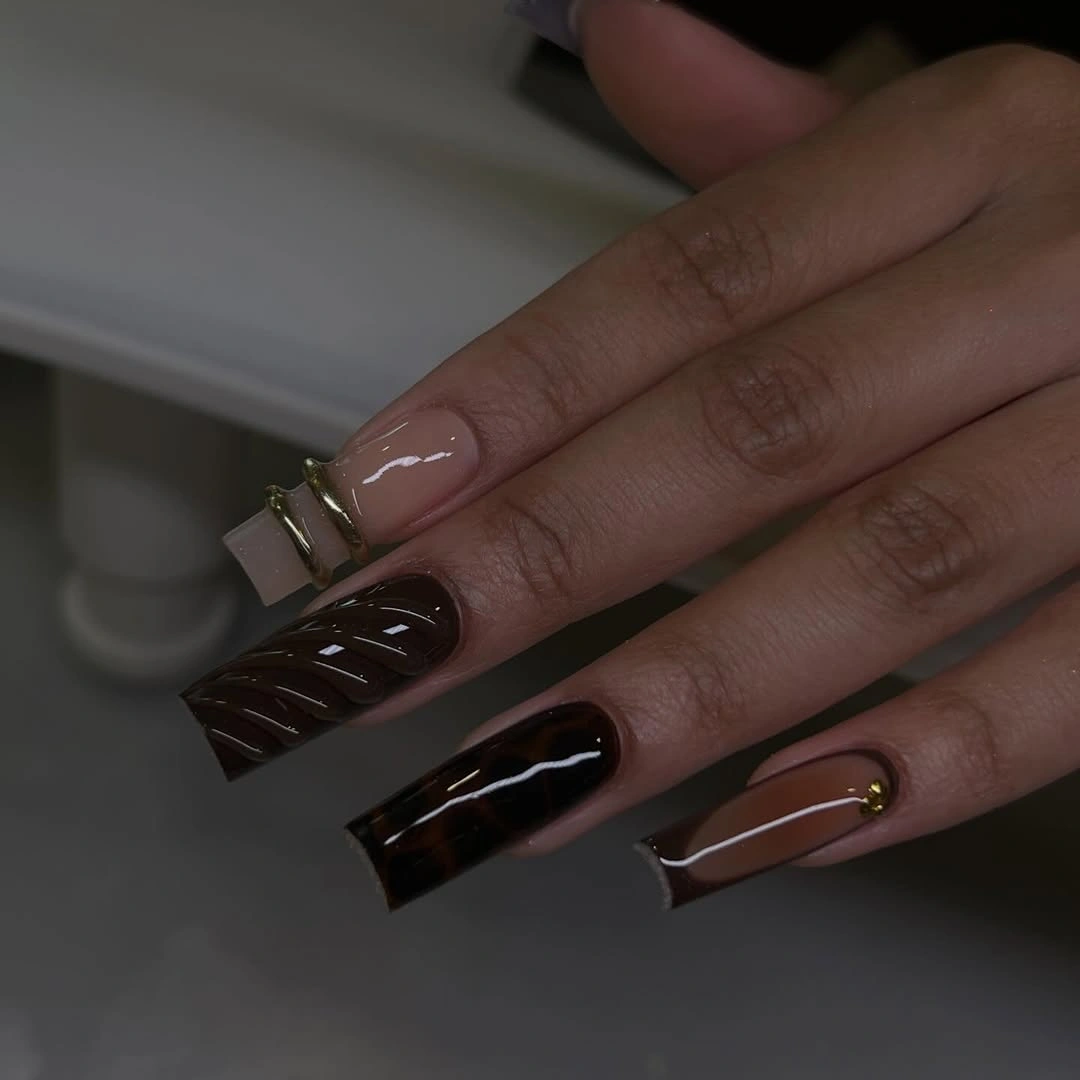 rich brown fall nails 2026 Bold Chocolate Square Statement