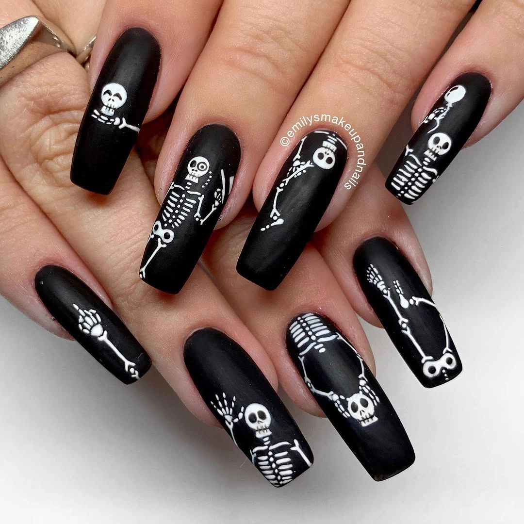 spooky halloween nail art 2026 Black Skeleton Halloween Nails