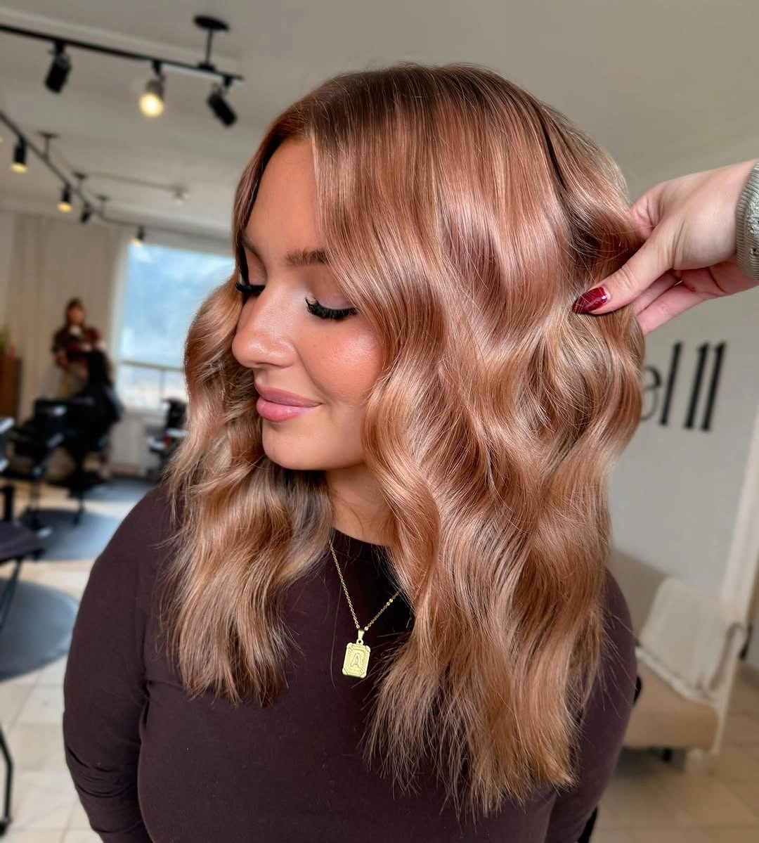 strawberry blond hair dye Glossy Strawberry Bronde Waves