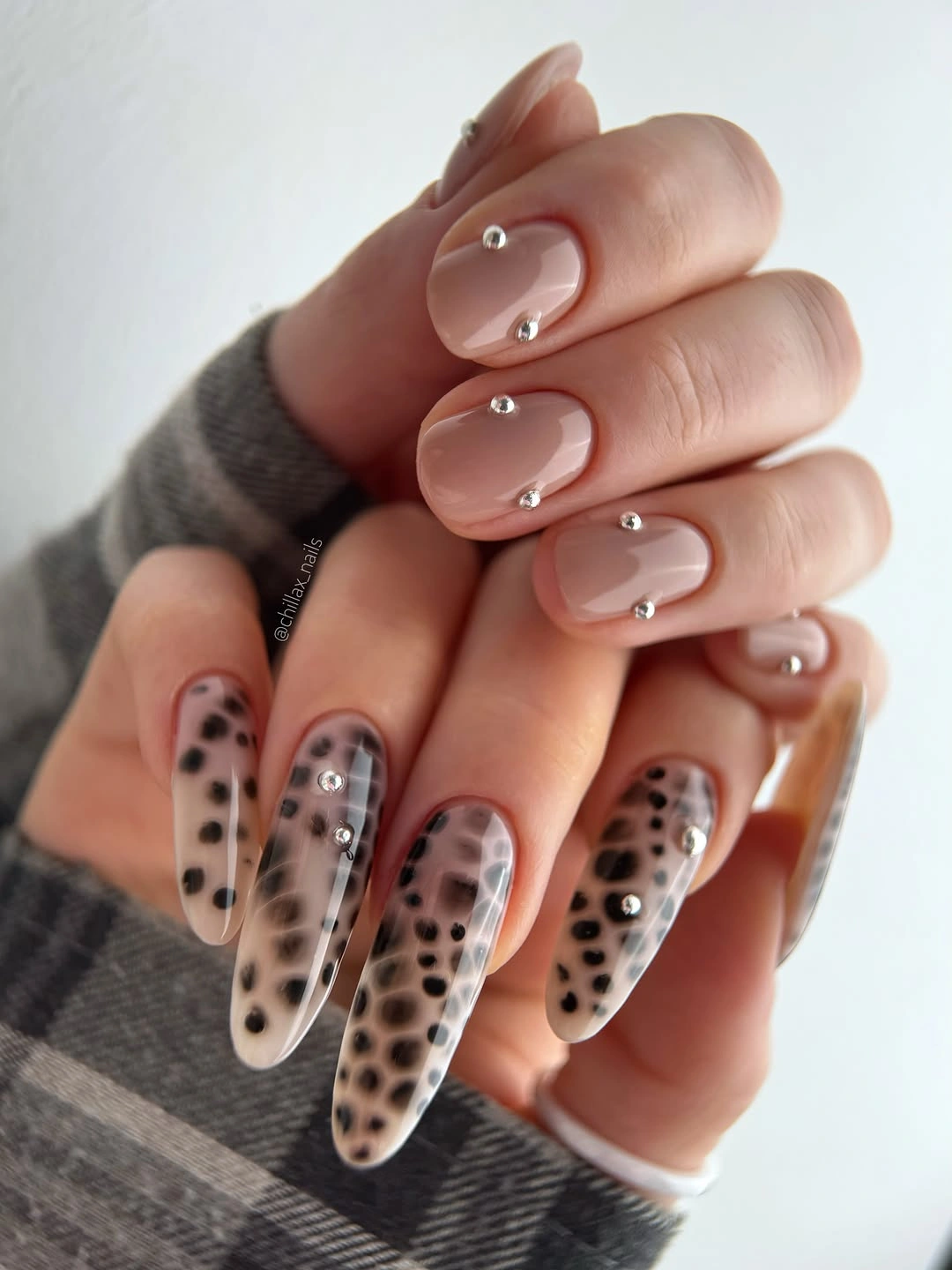 stylish fall gel nails ideas 2026 Leopard Print Meets Soft Nude