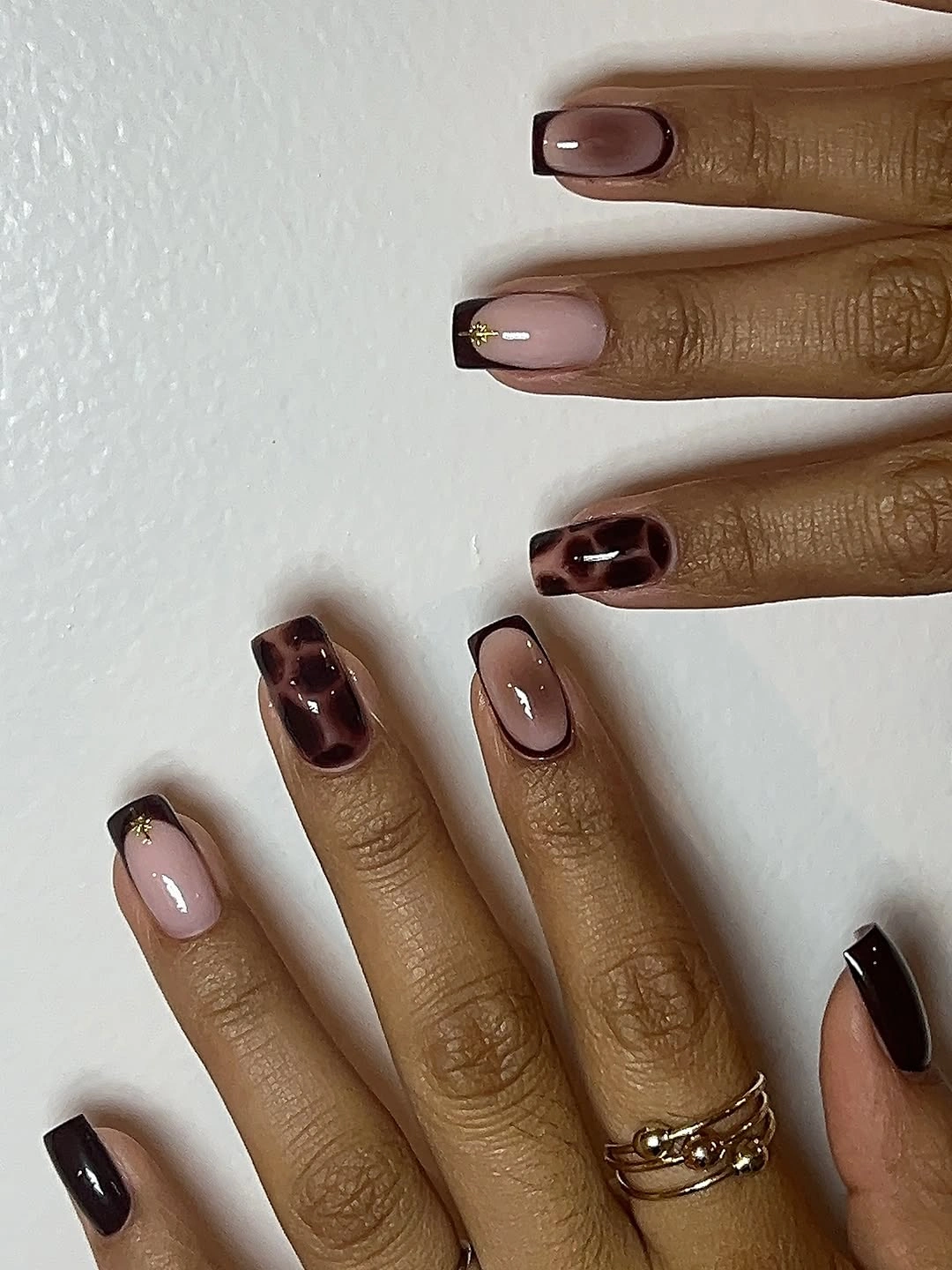 stylish fall nail designs square shape 2026 Deep Burgundy Outlines That Feel Made For November