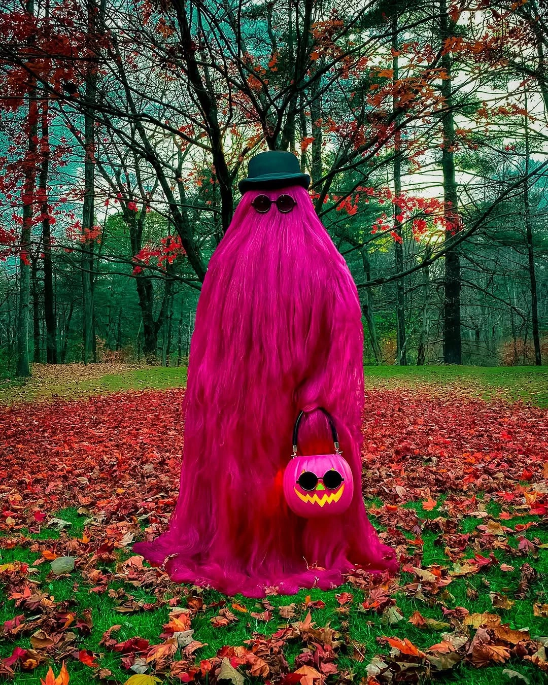 stylish halloween costume ideas 2026 Hot Pink Cousin Itt