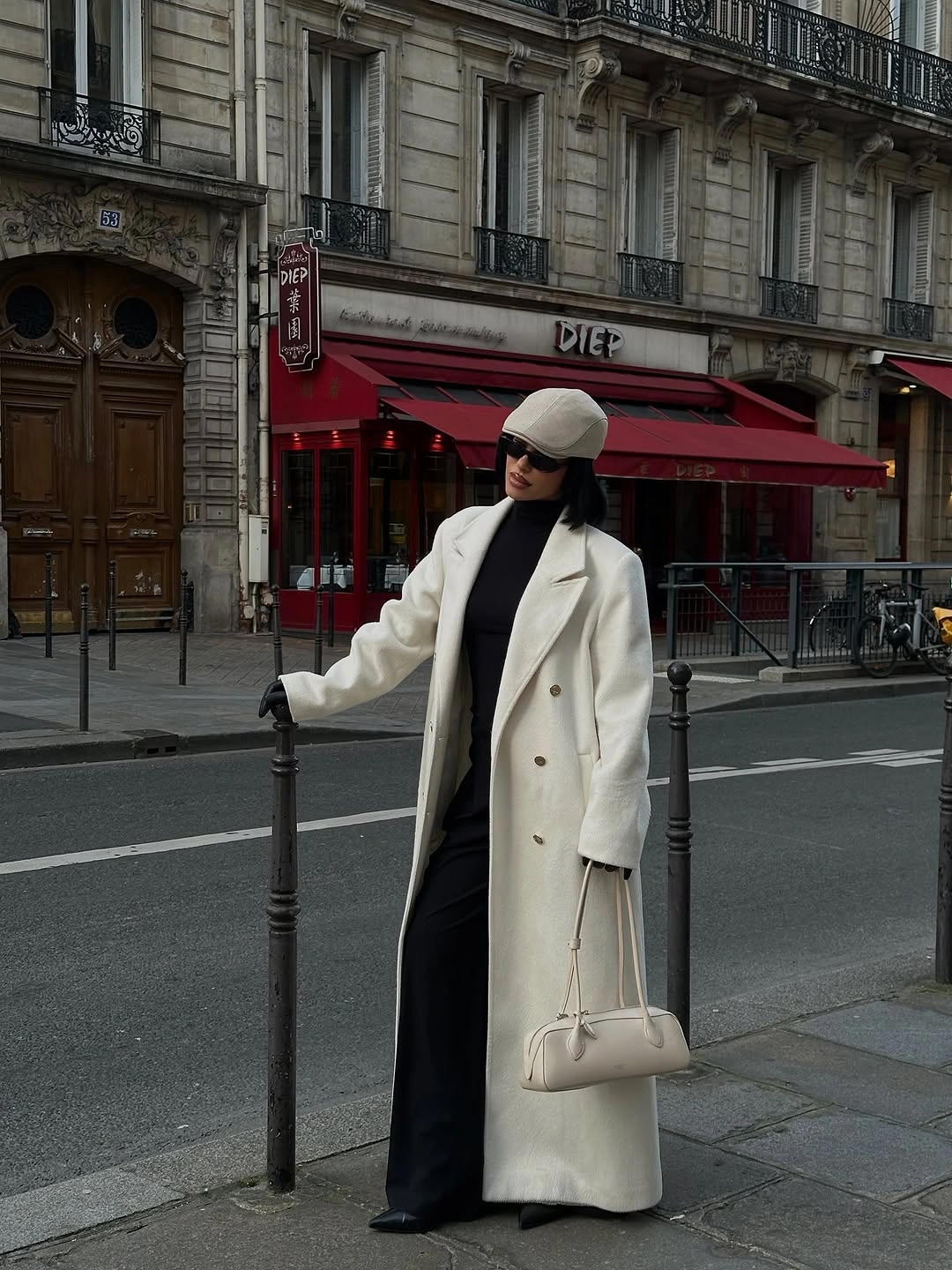 stylish october outfits ideas 2026 Cream Coat With a Black Column