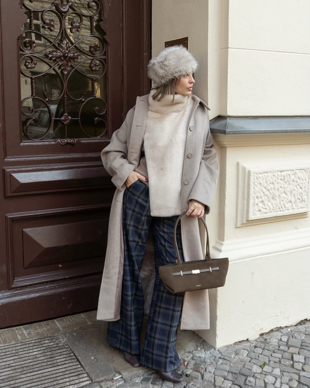stylish october outfits ideas 2026 Winter White And Plaid Layers