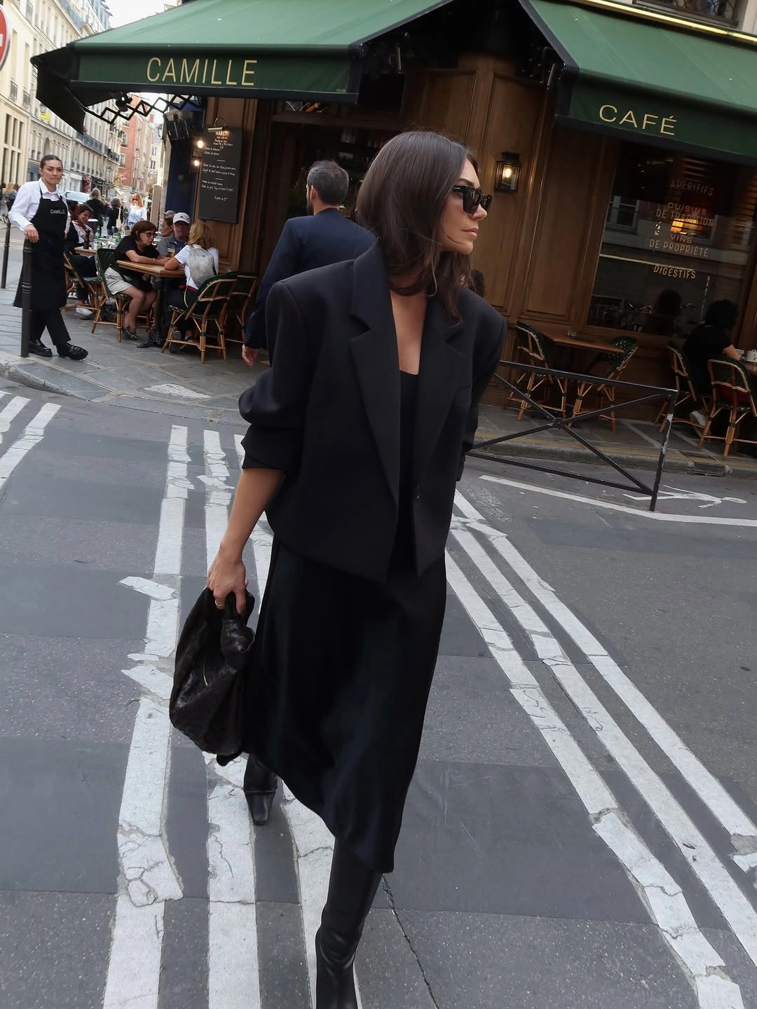 stylish october outfits ideas 2026 Parisian Black With a Long Fluid Silhouette