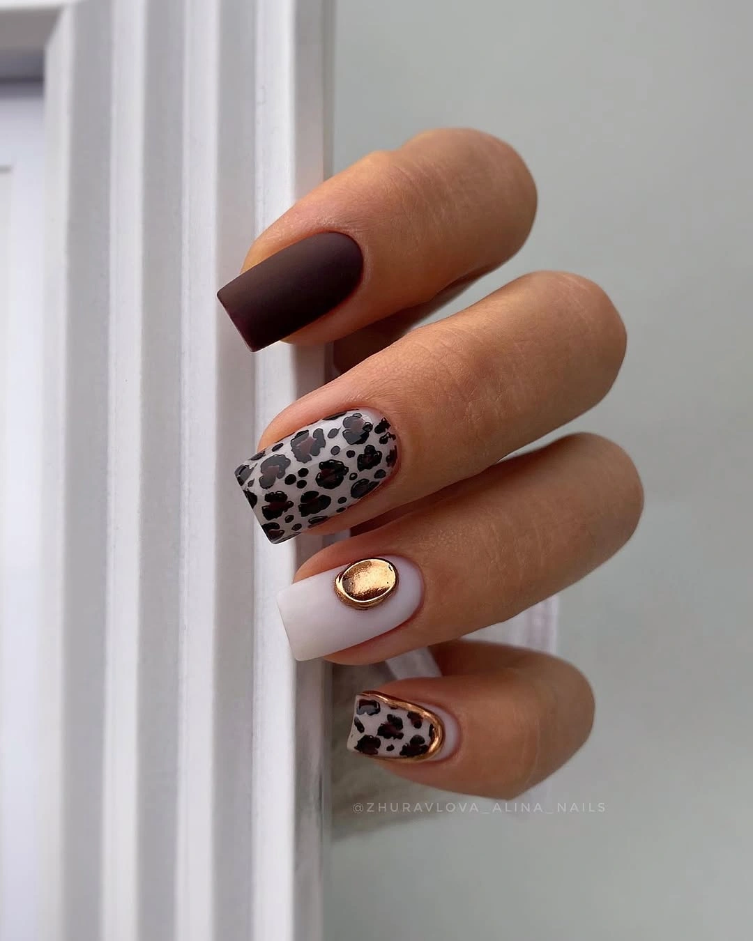 Trendy Dark Fall Nails 2026 Chocolate Brown Leopard Gold Accents