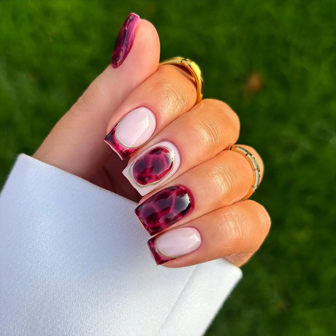 trendy fall burgundy nails with design Glossy Burgundy Marble French Tips for Short Square Nails