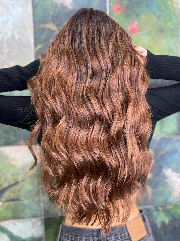 Copper Brown Blowout Waves Copper Brown Blowout Waves β Winter Haircuts for Wavy Hair