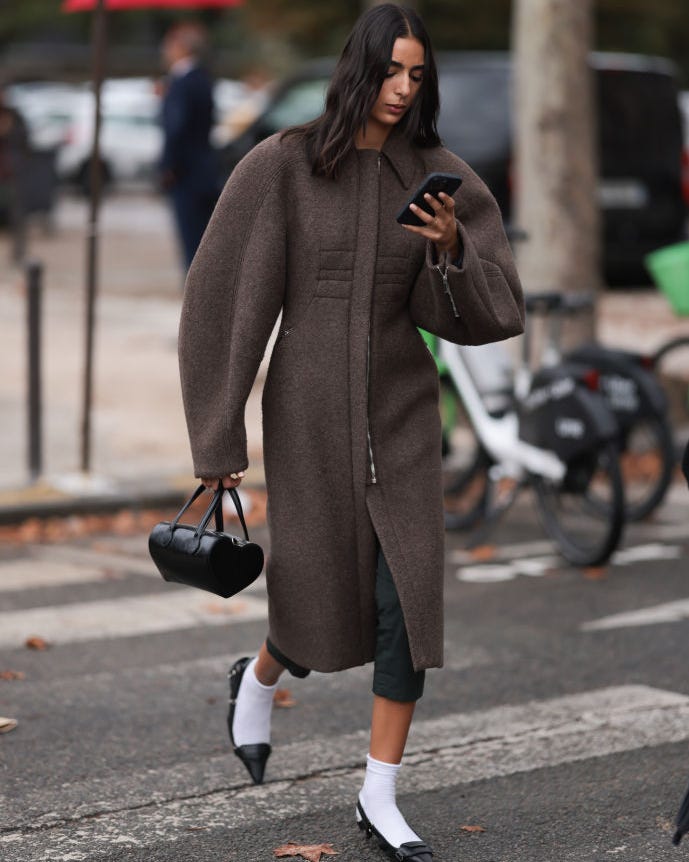 Oversized Wool Coat for a Cozy Yet Professional Winter Look Oversized Wool Coat for a Cozy Yet Professional Winter Look β Winter Work Outfits