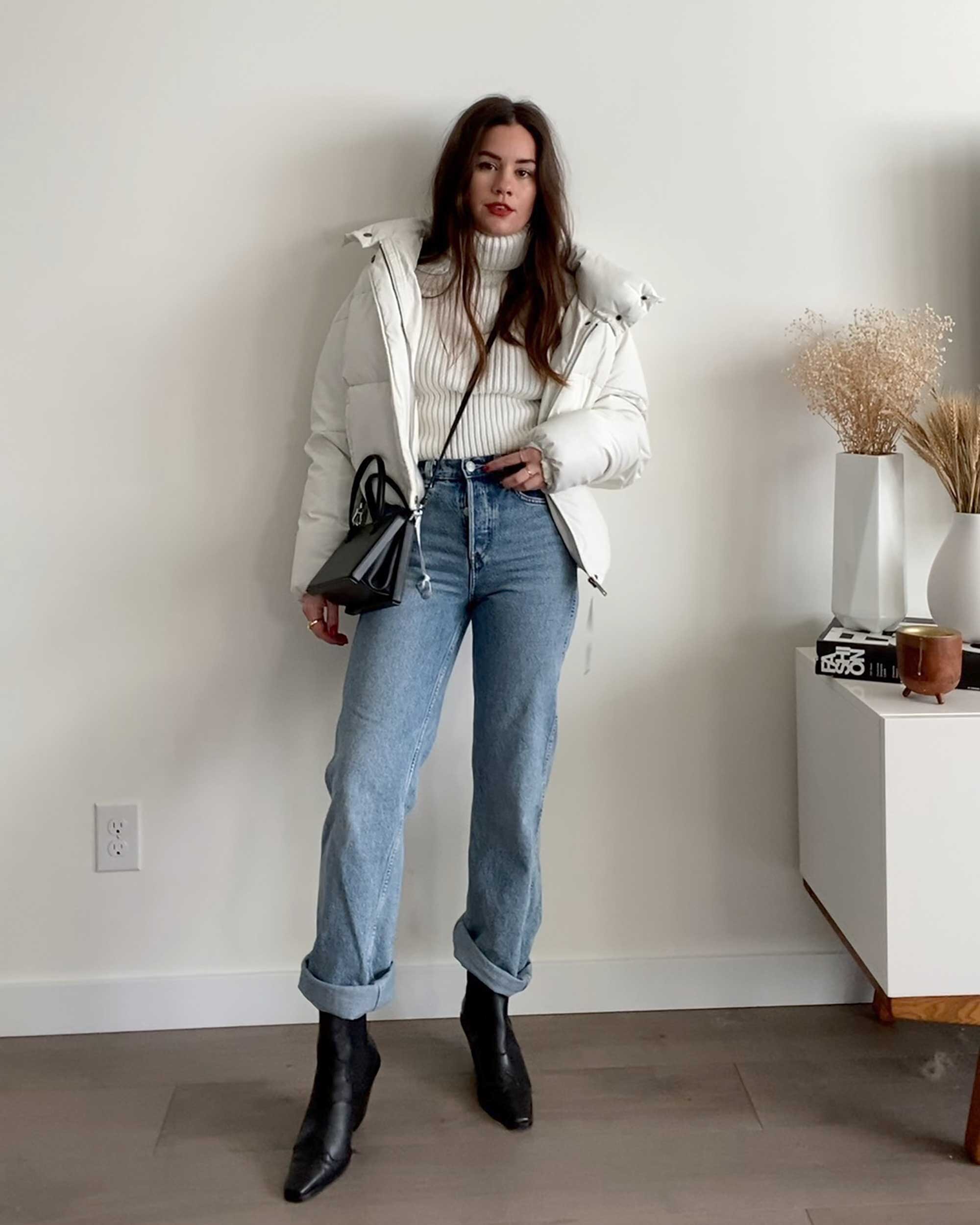 Monochromatic White Puffer Jacket Look Monochromatic White Puffer Jacket Look β Winter Puffer Jacket Outfits