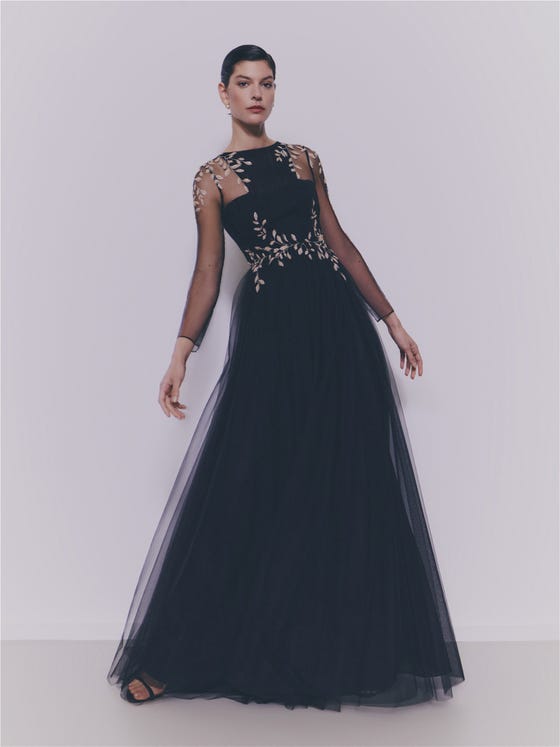 Black Tulle Gown with Gold Embroidery for Evening Elegance Black Tulle Gown with Gold Embroidery for Evening Elegance β Winter Birthday Outfits