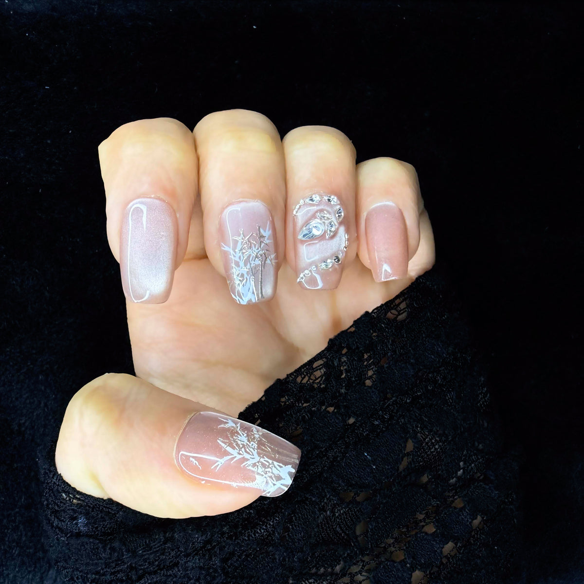 Frosted Branch Coffin Nails with Shimmer Frosted Branch Coffin Nails with Shimmer β Winter Coffin Nails
