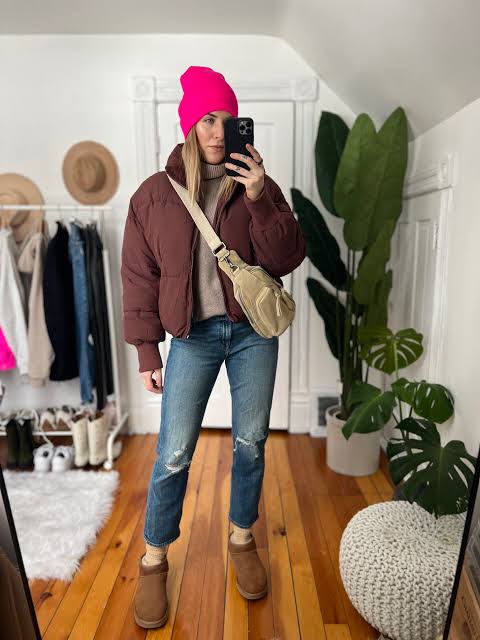 Cropped Brown Puffer with Distressed Denim and Beanie Cropped Brown Puffer with Distressed Denim and Beanie β Winter Puffer Jacket Outfits