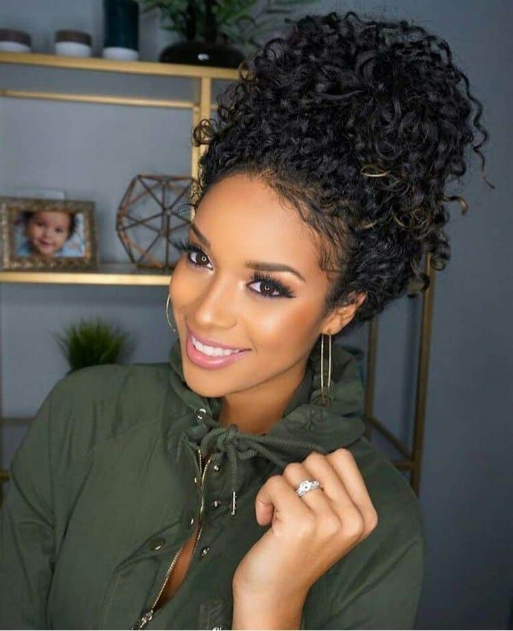 Chin-Length Layered Bob With Defined Curls — Winter Haircuts for Curly Hair