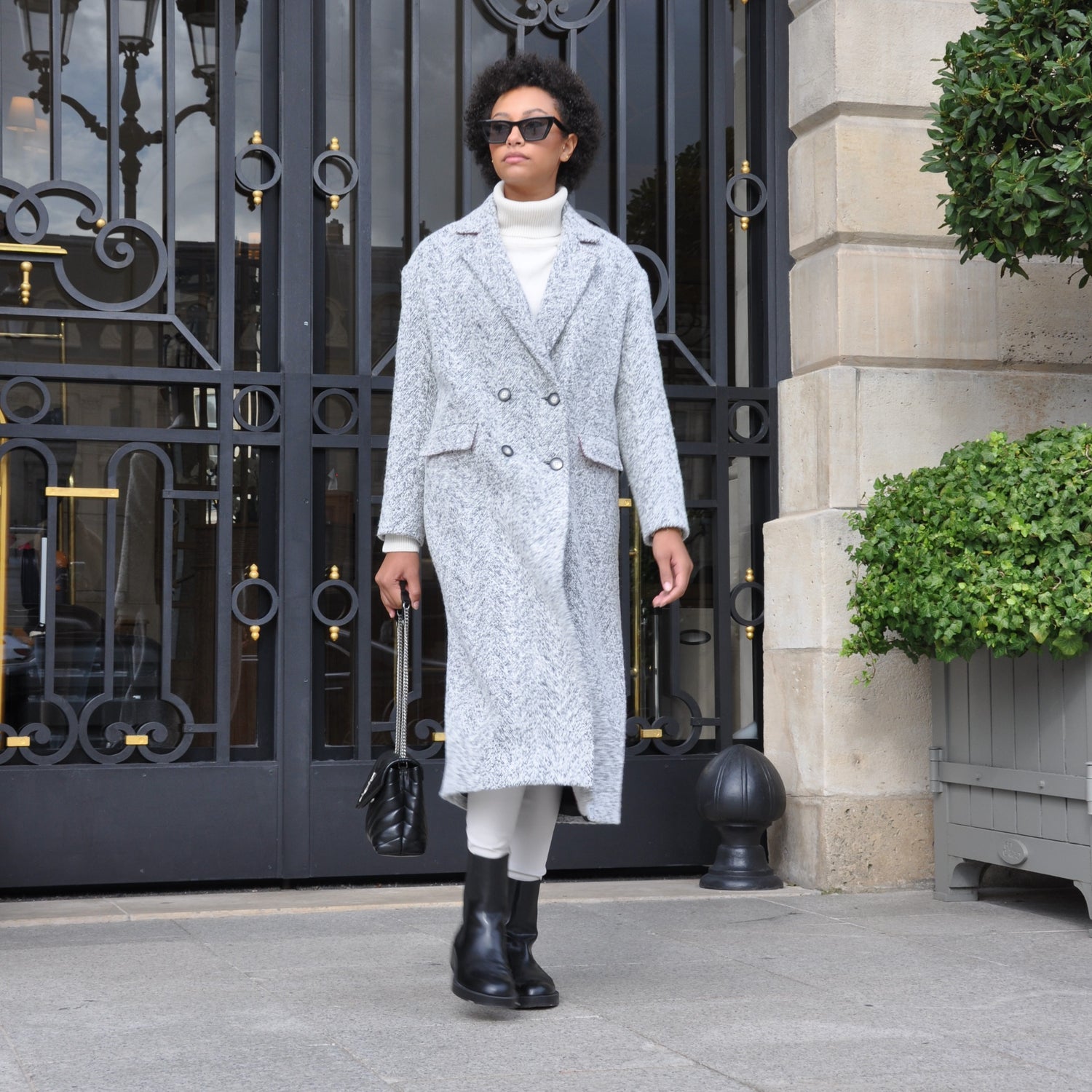 Textured Grey Double-Breasted Coat Over White Knitwear Textured Grey Double-Breasted Coat Over White Knitwear β Casual Winter Outfits