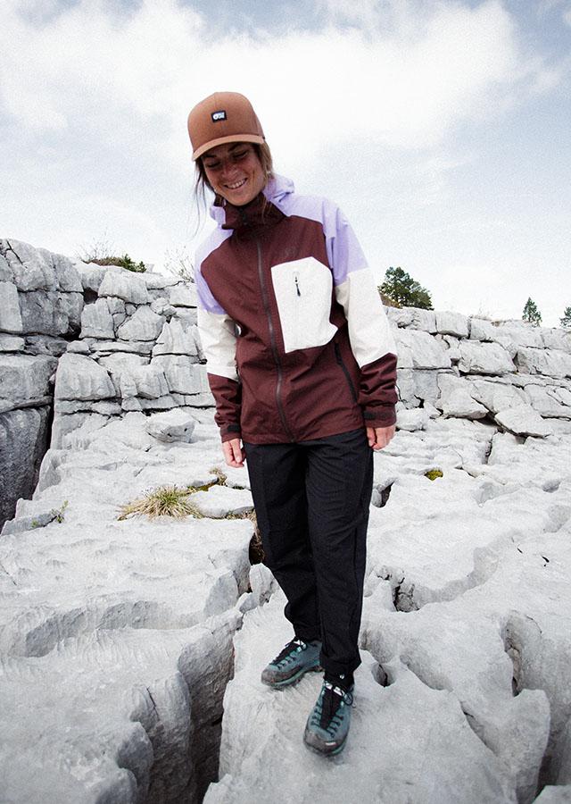 Color-Block Jacket for Outdoor Adventures — Winter Outfits