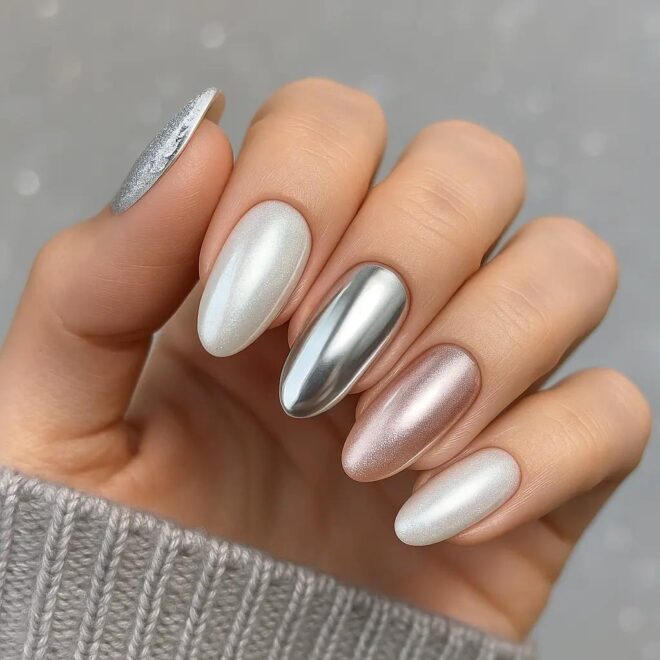 Mixed Finish Oval Nails Chrome Matte Shimmer Mixed Finish Oval Nails Chrome Matte Shimmer β Winter Oval Nails