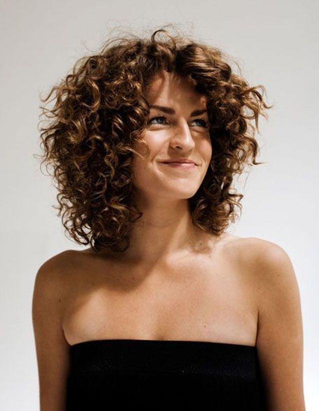 Visual Idea — Winter Haircuts for Curly Hair