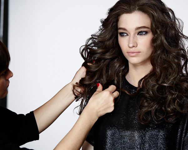 Soft Wavy Chin Length Bob Soft Wavy Chin Length Bob β Winter Haircuts for Wavy Hair