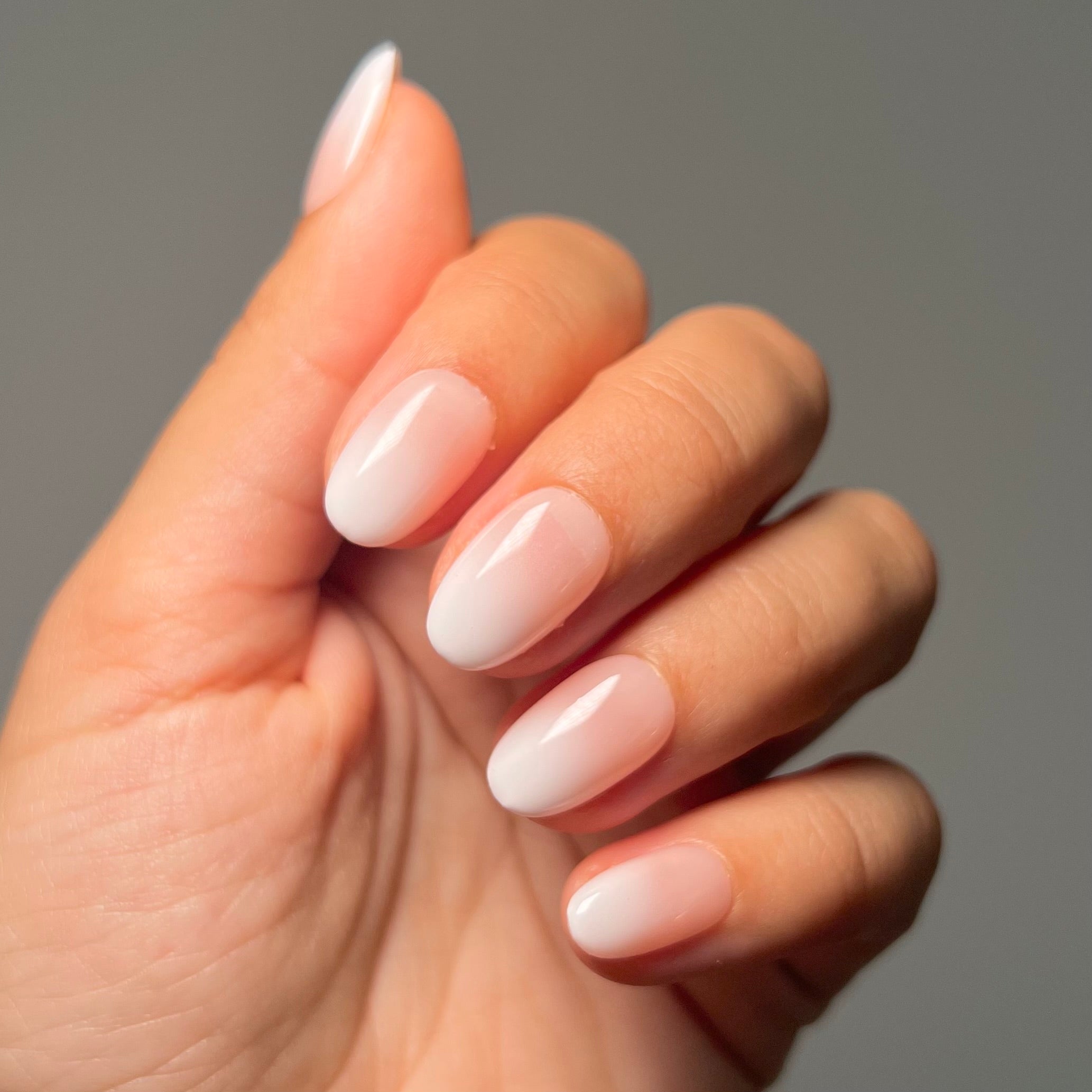 Classic French Manicure Round Nails — Winter Round Nails