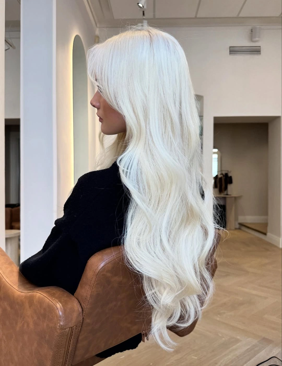 beautiful blonde winter hair color ideas Snow White Platinum Waves