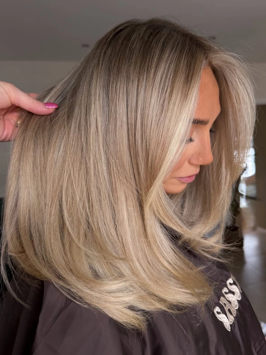 beautiful winter blonde hair color ideas Neutral Blonde With Face Framing Highlights