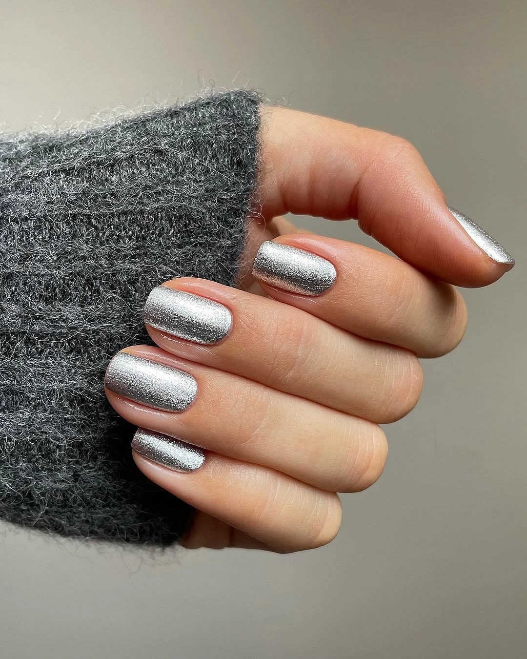 Beautiful Winter Short Nails Ideas for the Year