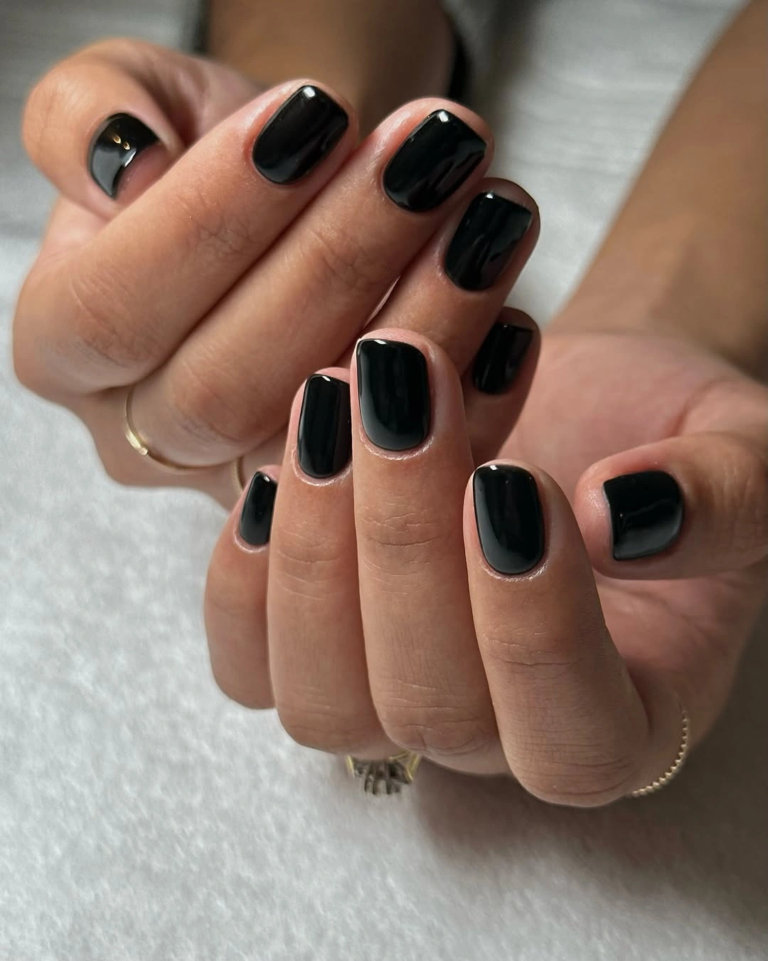 Beautiful Winter Short Nails Ideas for the Year