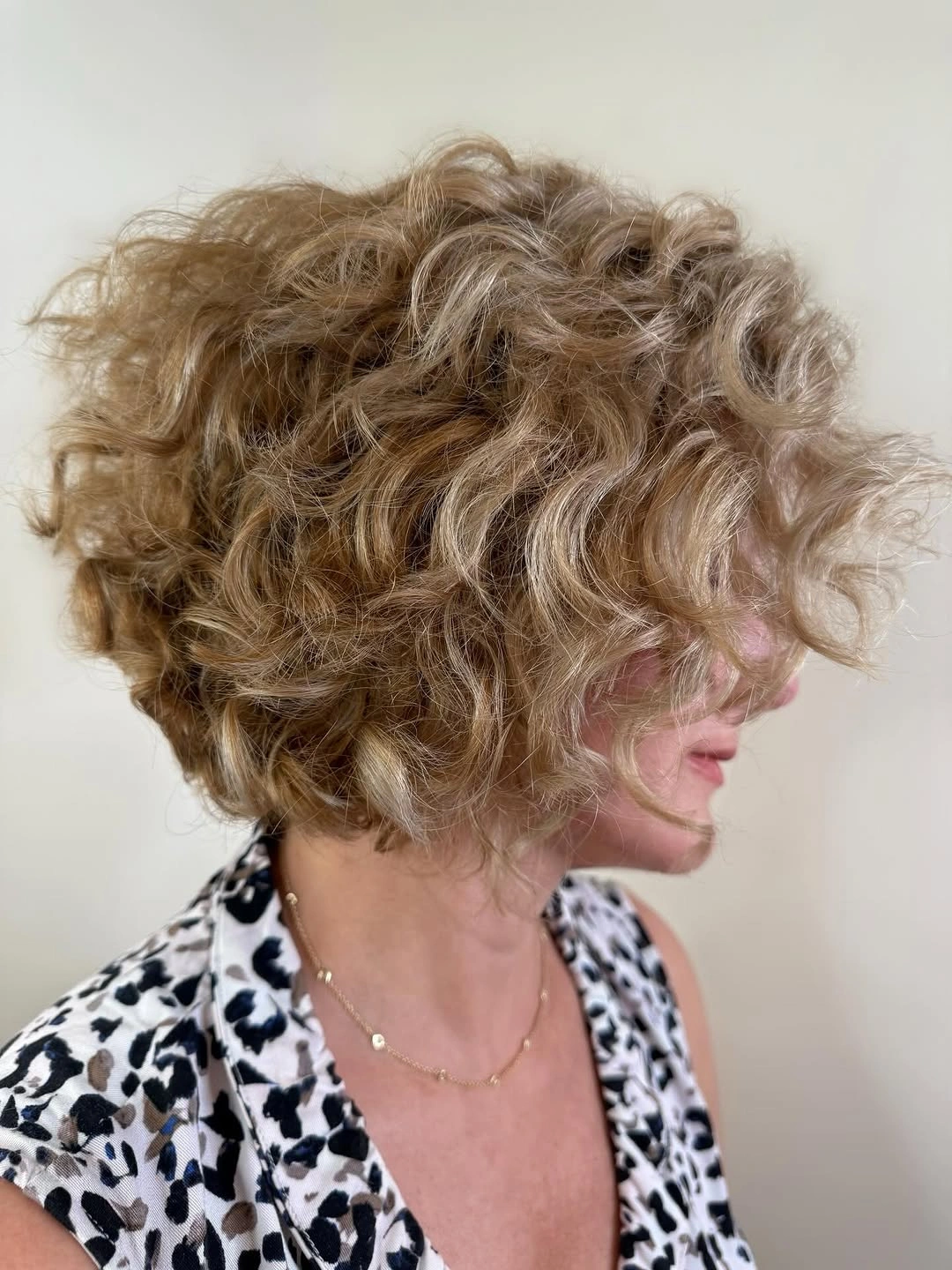 chic curly bob hair Soft Blonde Curls With Airy Texture
