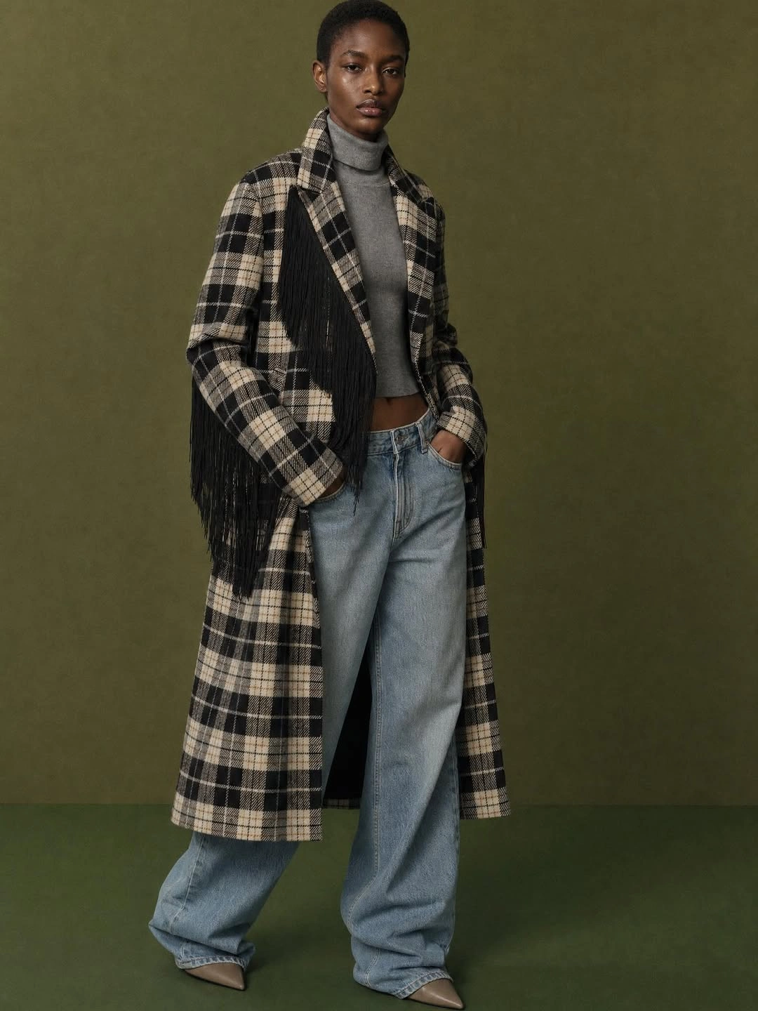 cozy november outfits ideas 2026 Checked Coat and Wide-Leg Jeans for an Easy November Look