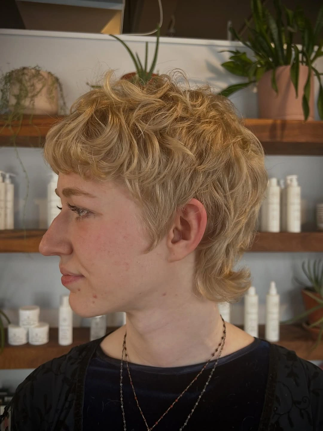 curly pixies haircut Blonde Curly Pixie With Retro Movement