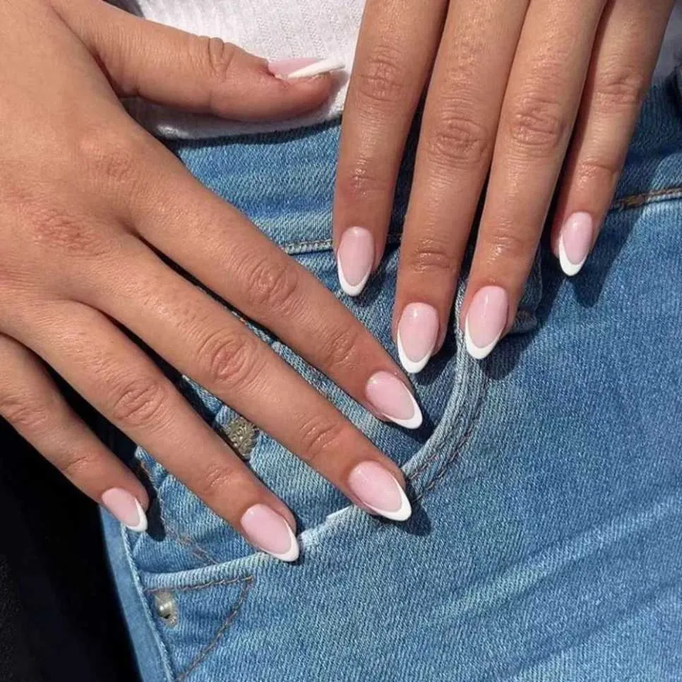 Pale Pink French Tip Medium Oval Nails Pale Pink French Tip Medium Oval Nails β Winter Oval Nails